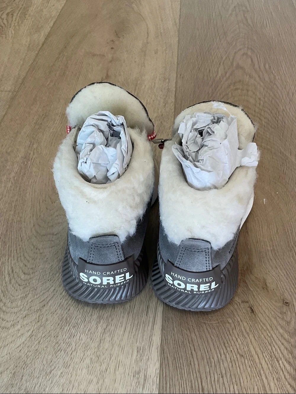 Sorel Gray and White Youth Out ‘N About Conquest Waterproof Boots
